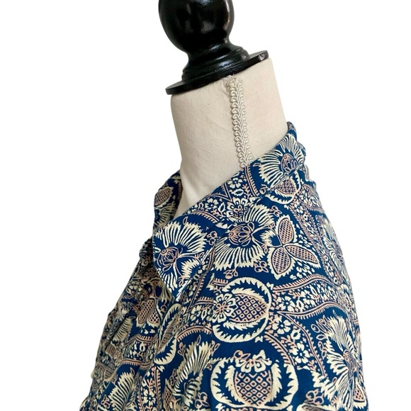 Roller Rabbit Floral Block Print Cotton Button Down Shirt Small Navy Cream - Picture 8 of 13